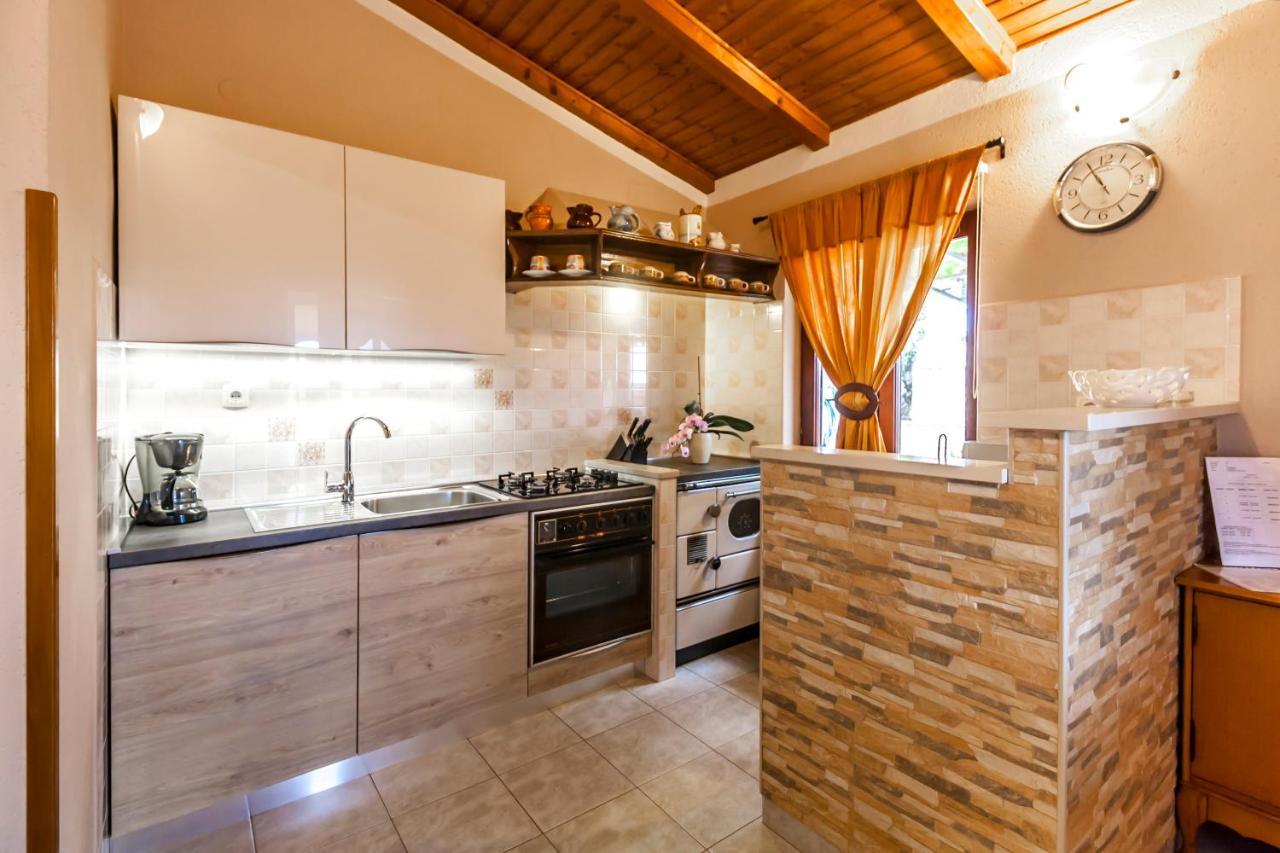 Holiday Home Lana Labin  Luaran gambar