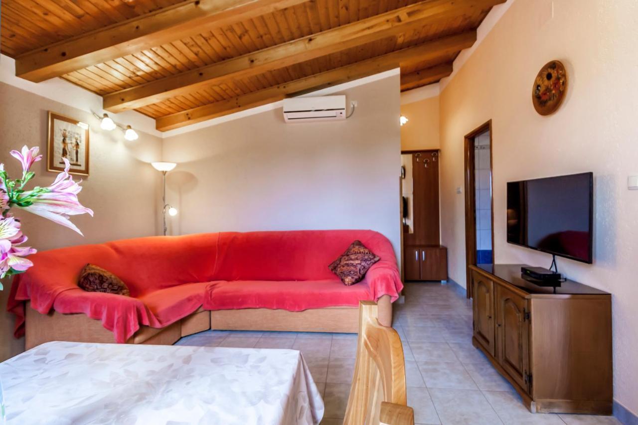 Holiday Home Lana Labin  Luaran gambar